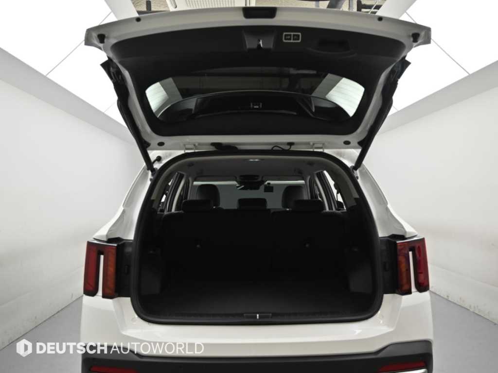 Kia Sorento — photo 19
