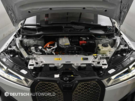 BMW iX — photo 07