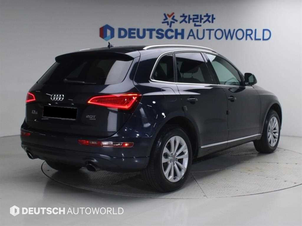 Audi Q5 — photo 02