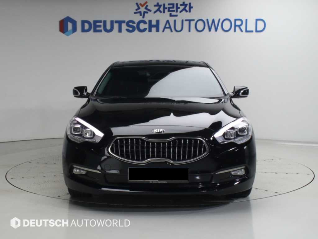 Kia K9 — photo 03