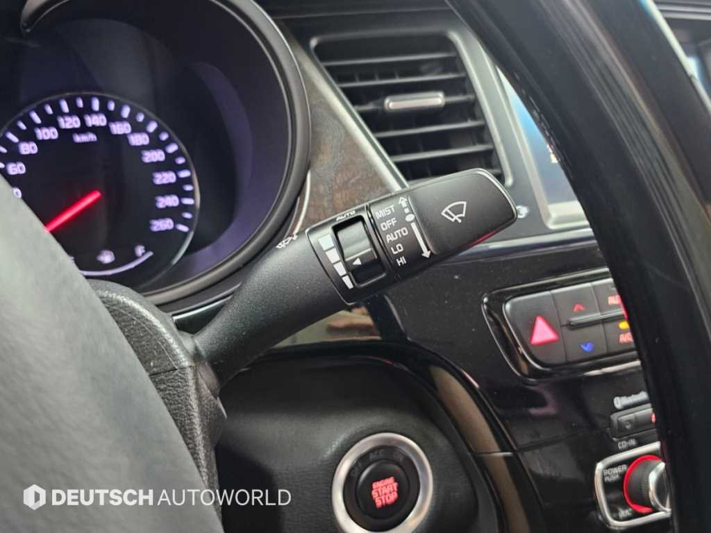 Kia K9 — photo 16
