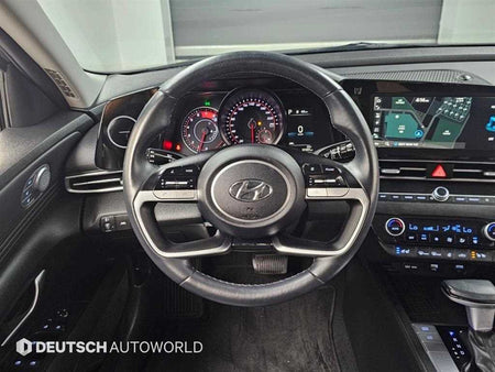 Hyundai Avante — photo 13
