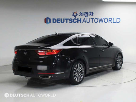 Kia K7 — photo 02