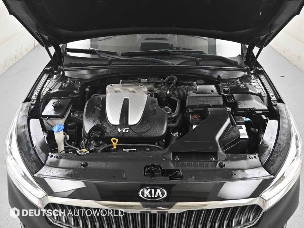 Kia K7 — photo 06