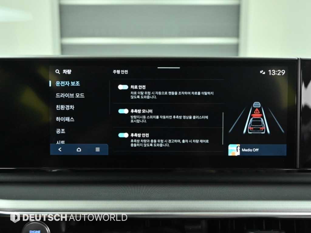 Hyundai Grandeur — photo 17
