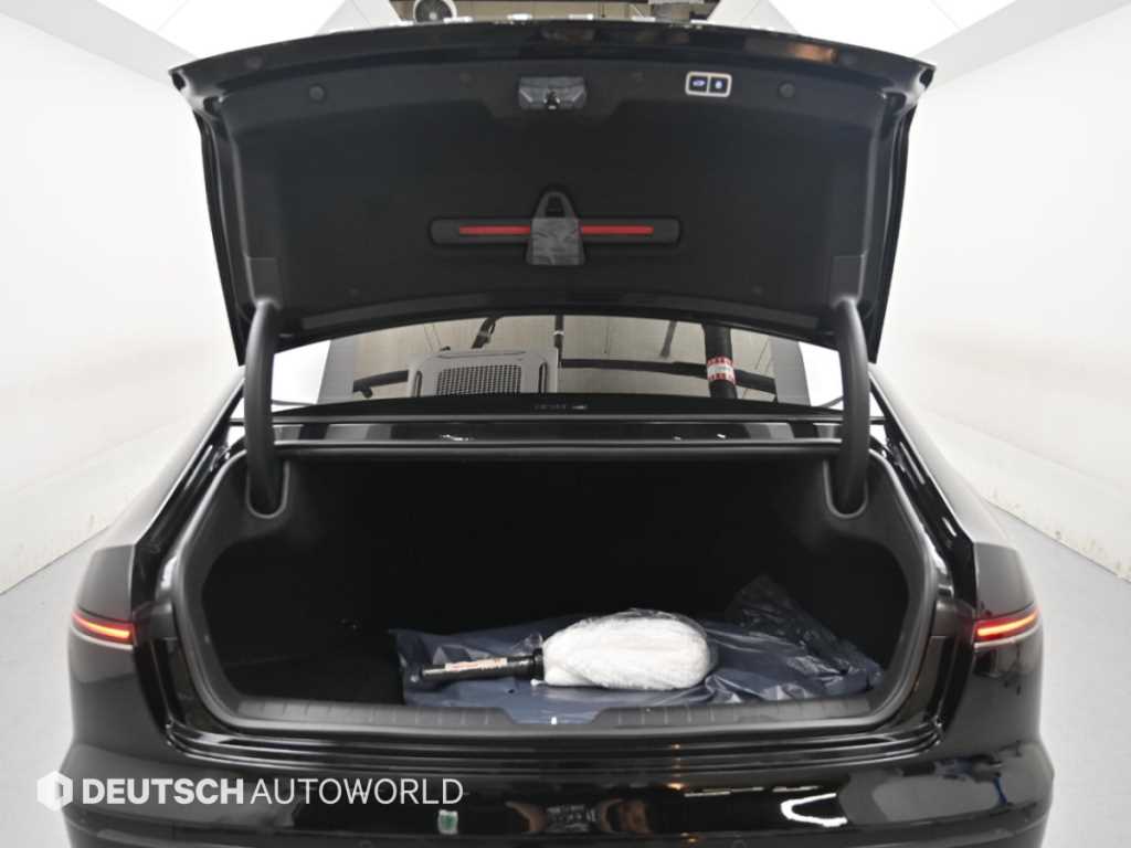 Hyundai Grandeur — photo 19