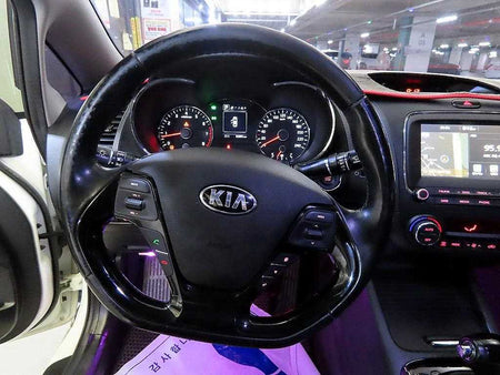 Kia K3 — photo 08