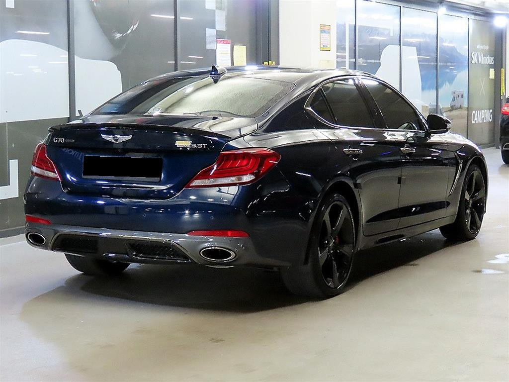 Genesis G70 — photo 04