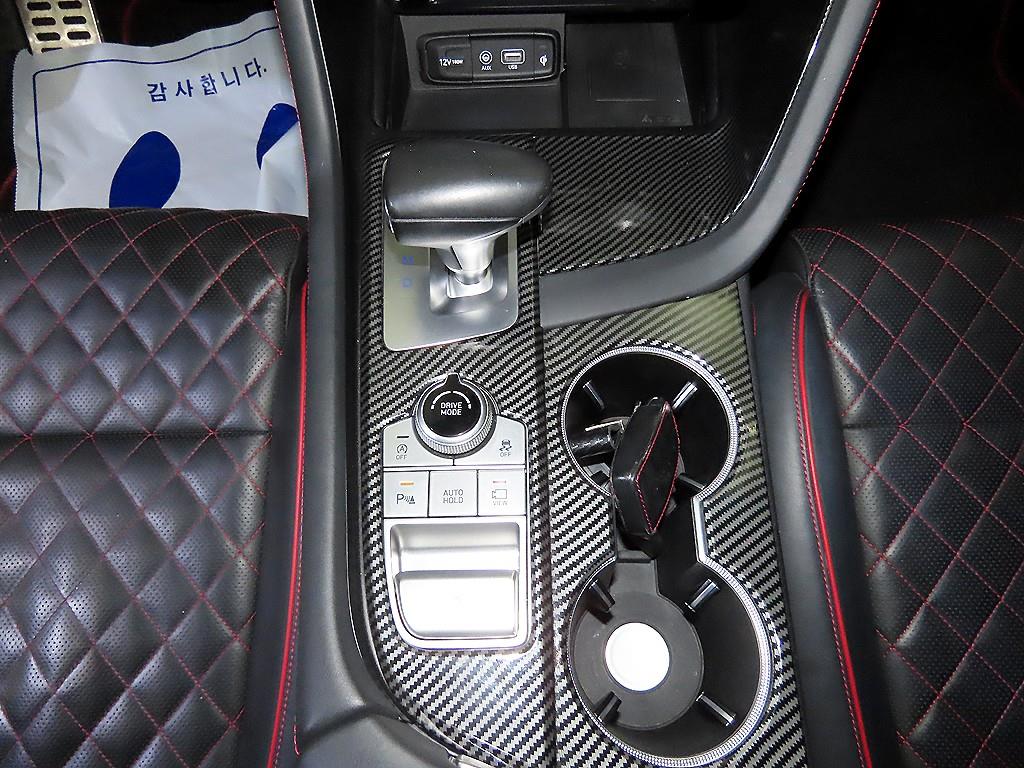 Genesis G70 — photo 12