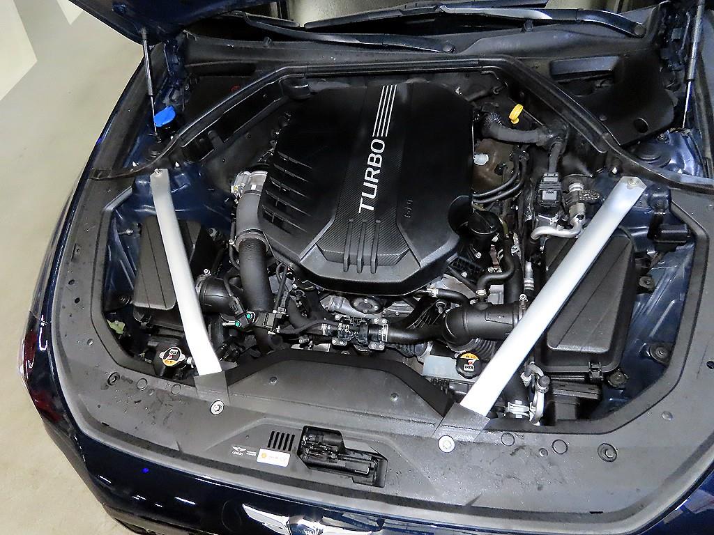 Genesis G70 — photo 19