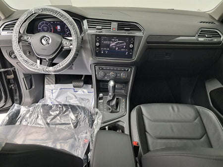 Volkswagen Tiguan — photo 06