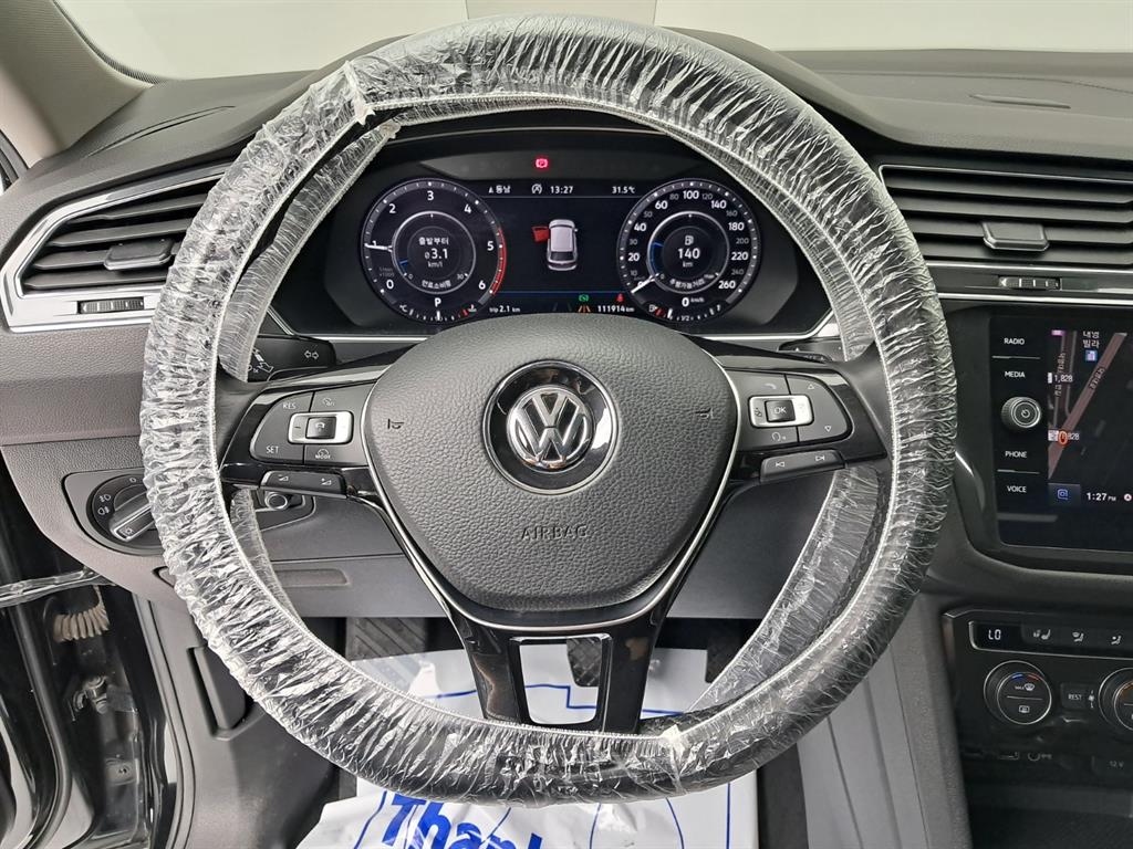 Volkswagen Tiguan — photo 07