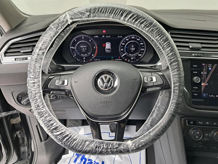 Volkswagen Tiguan — photo 07