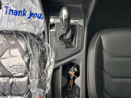 Volkswagen Tiguan — photo 14
