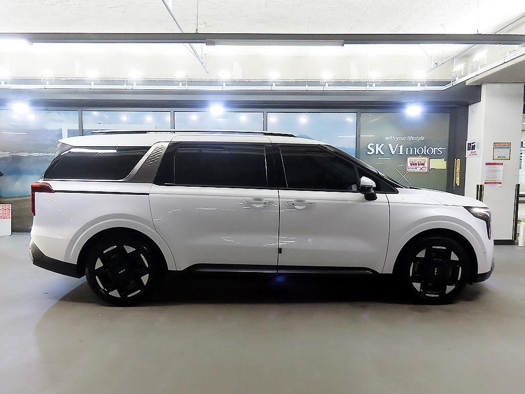 Kia Carnival — photo 03