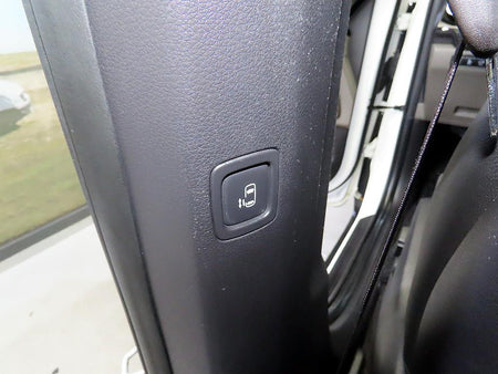 Kia Carnival — photo 15