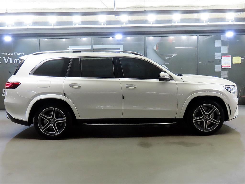 Mercedes-Benz GLS-Class — photo 03