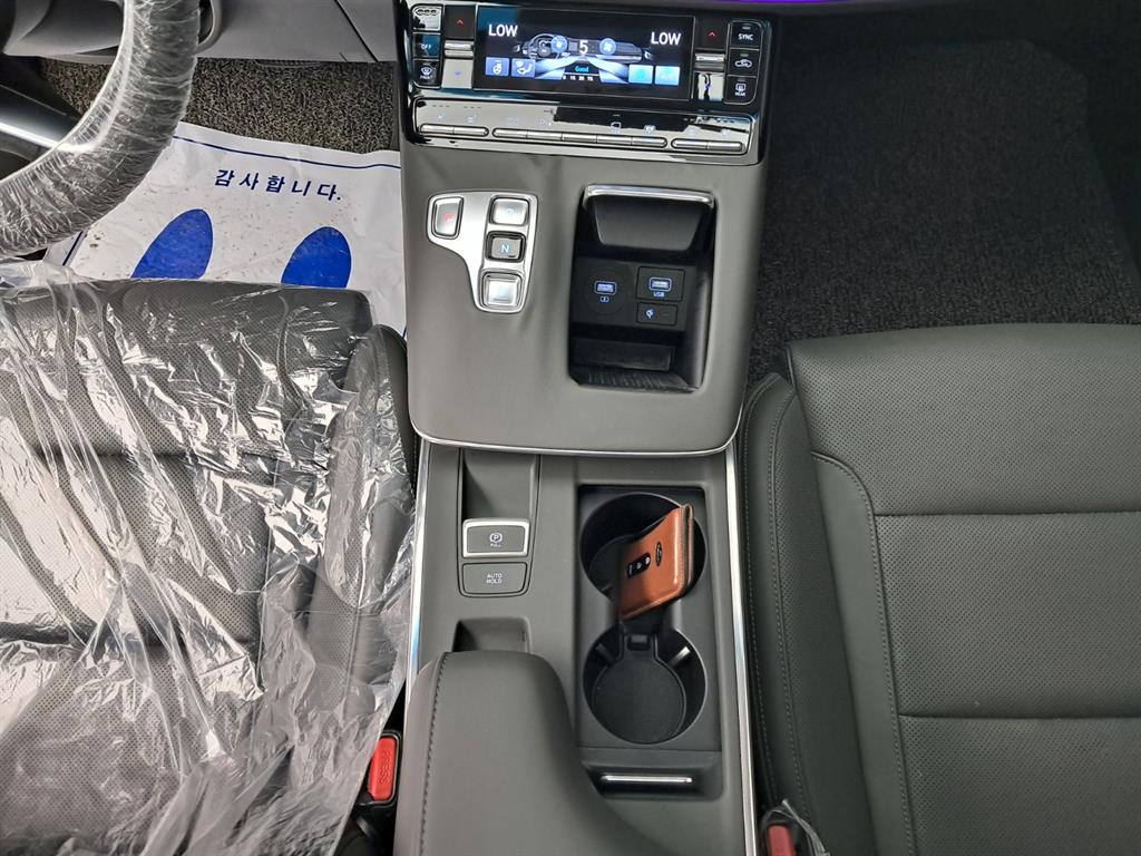 Hyundai Grandeur — photo 14
