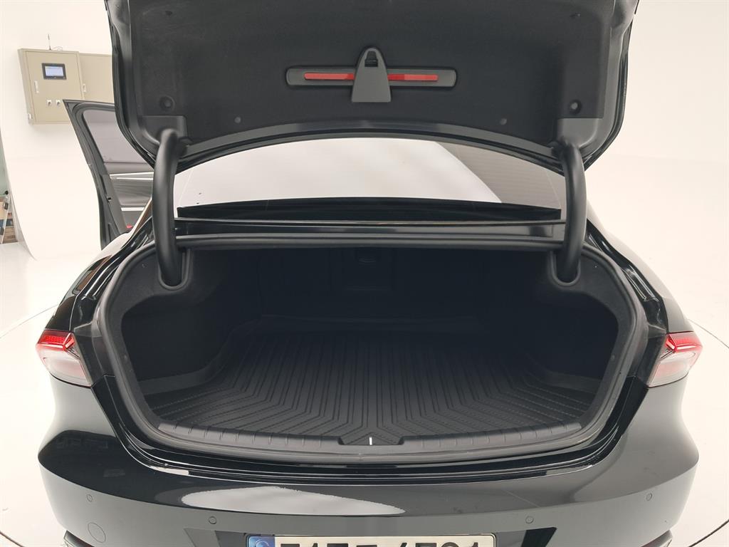 Hyundai Grandeur — photo 18
