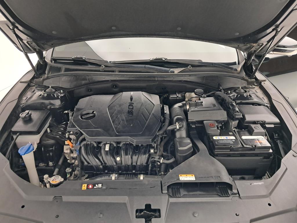 Hyundai Grandeur — photo 19