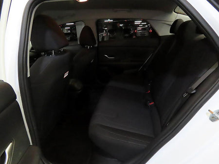 Hyundai Avante — photo 07