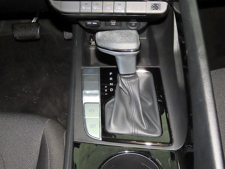 Hyundai Avante — photo 12
