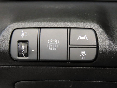 Hyundai Avante — photo 14