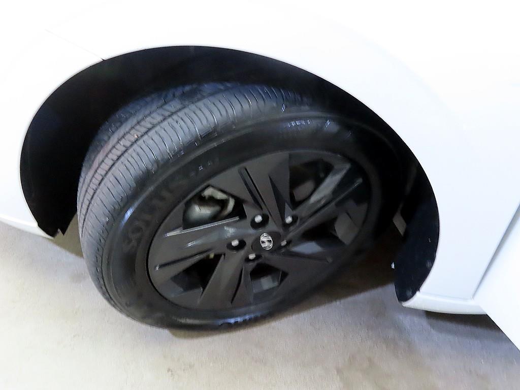 Hyundai Avante — photo 17
