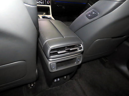 Genesis GV80 — photo 13