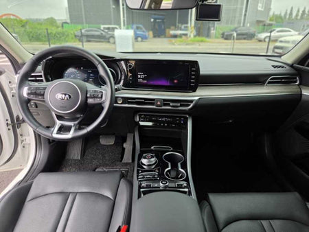 Kia K5 — photo 07