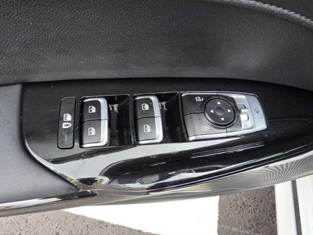 Kia K5 — photo 11
