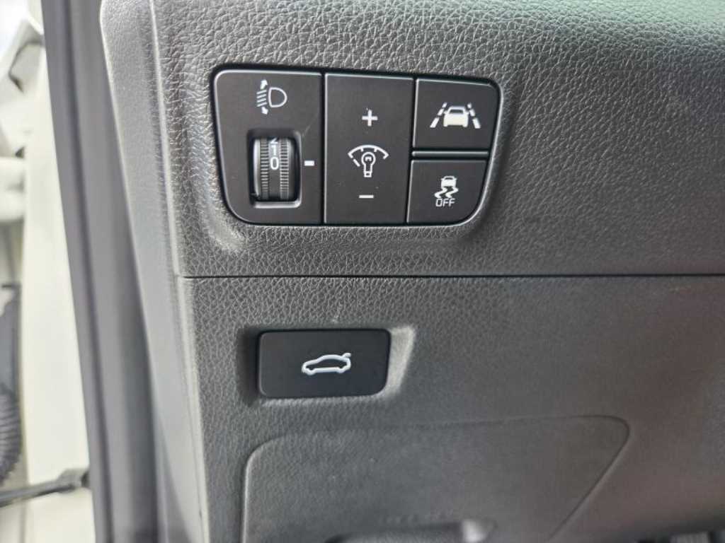 Kia K5 — photo 12