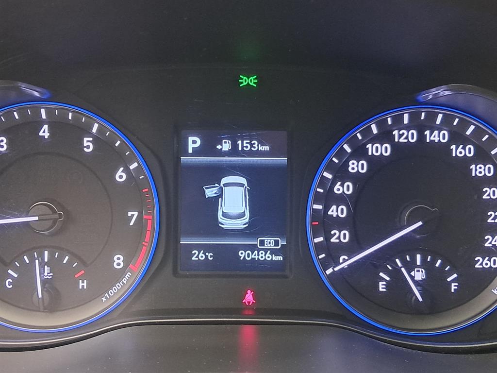 Hyundai Kona — photo 08