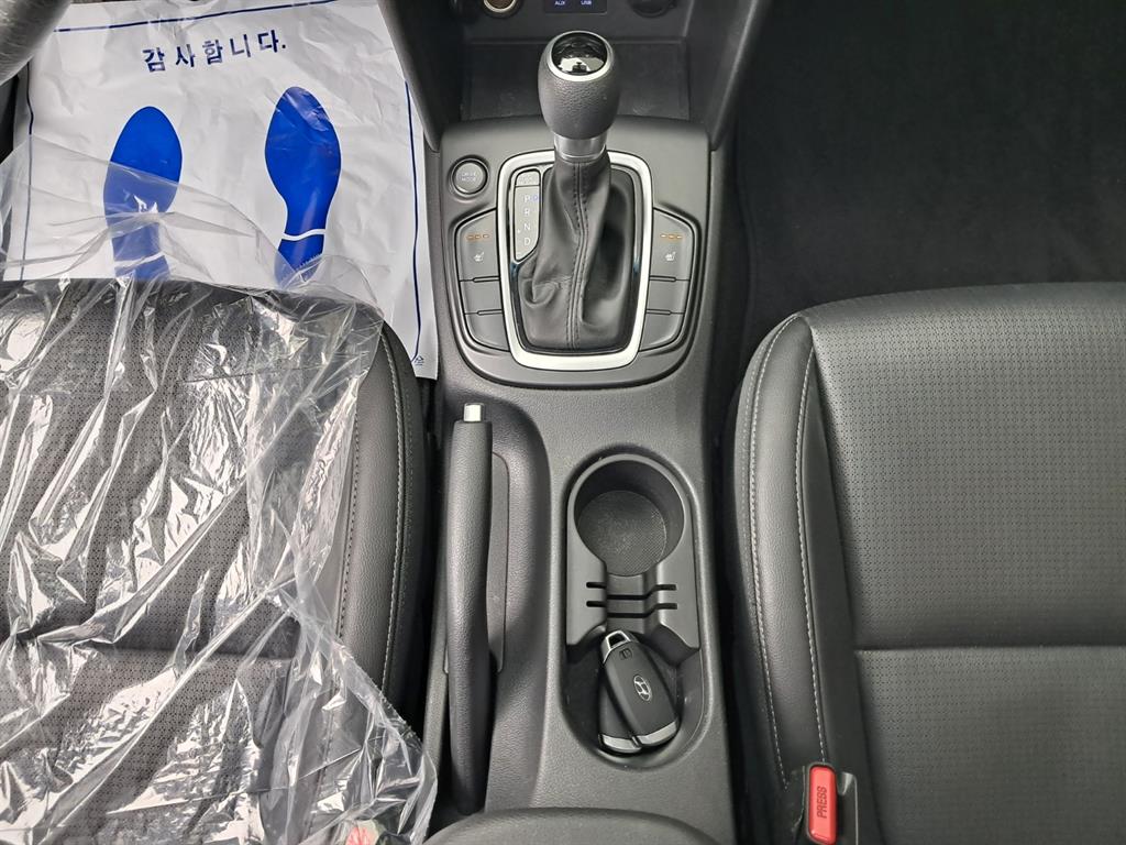 Hyundai Kona — photo 14