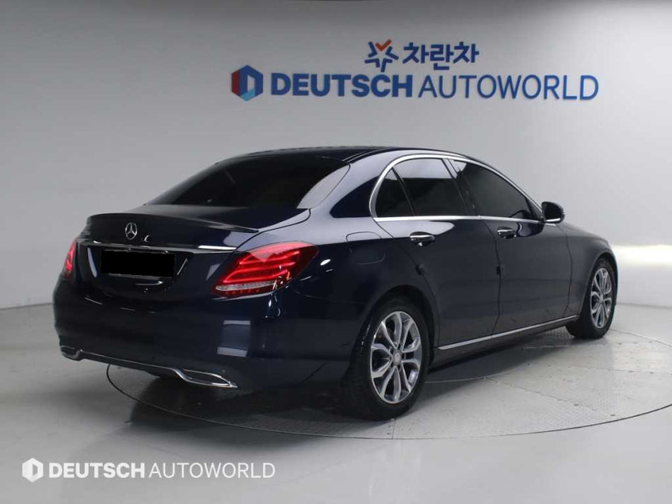 Mercedes-Benz C-Class — photo 02