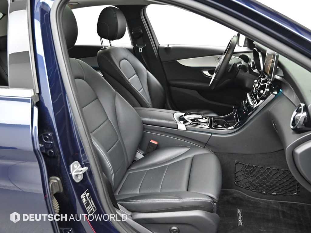 Mercedes-Benz C-Class — photo 10
