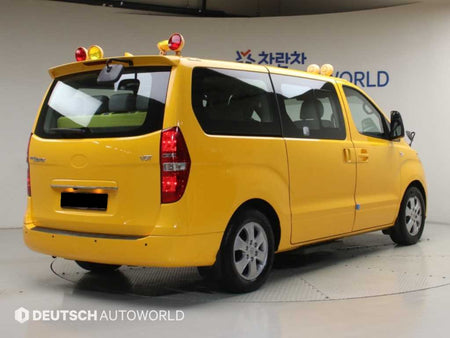 Hyundai Starex — photo 02