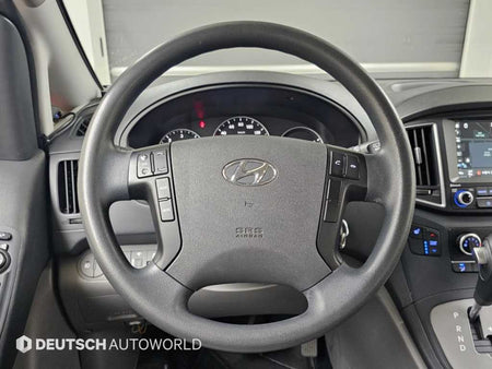 Hyundai Starex — photo 13