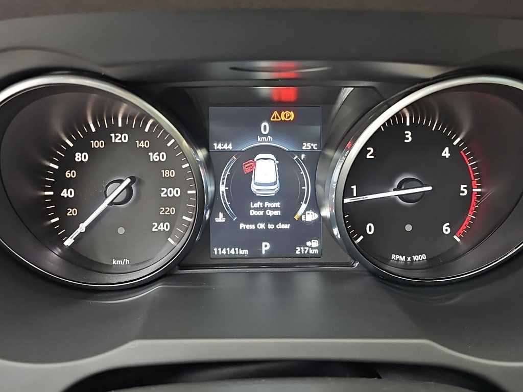 Land Rover Range Rover Evoque — photo 06