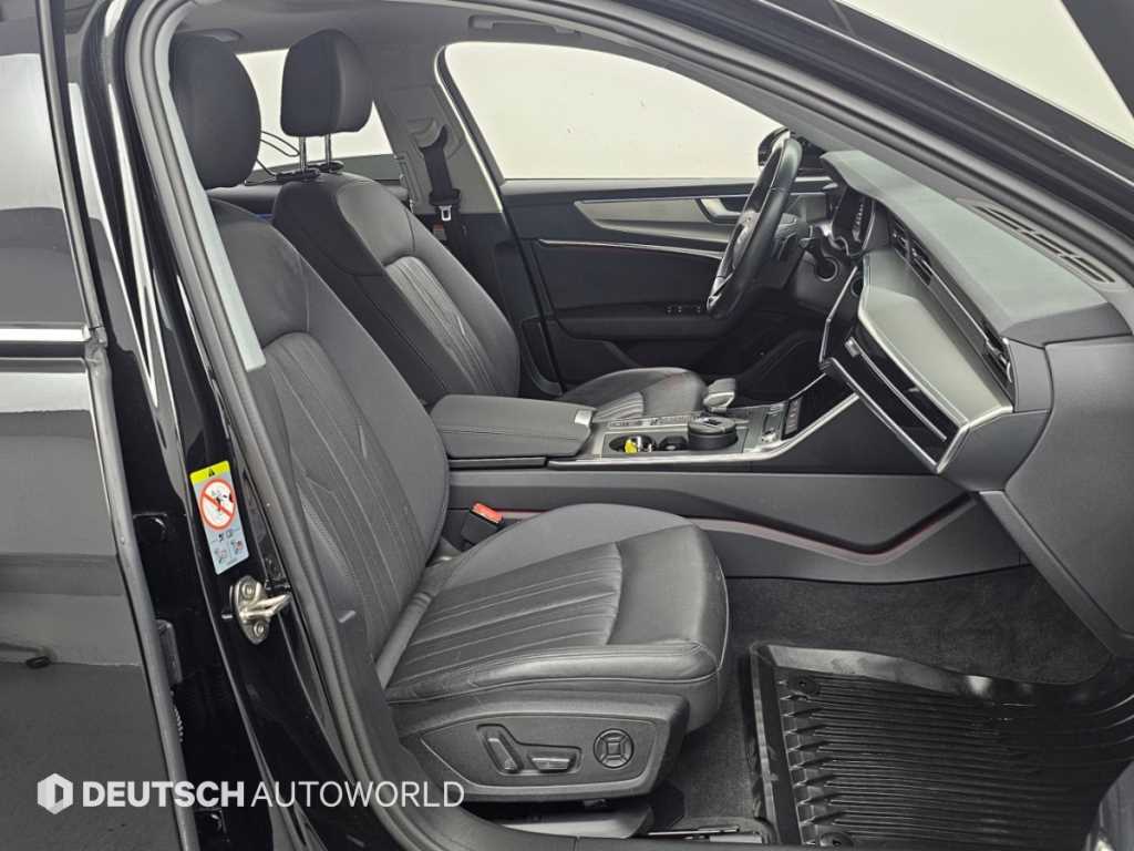 Audi A6 — photo 10