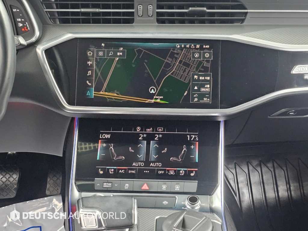 Audi A6 — photo 14