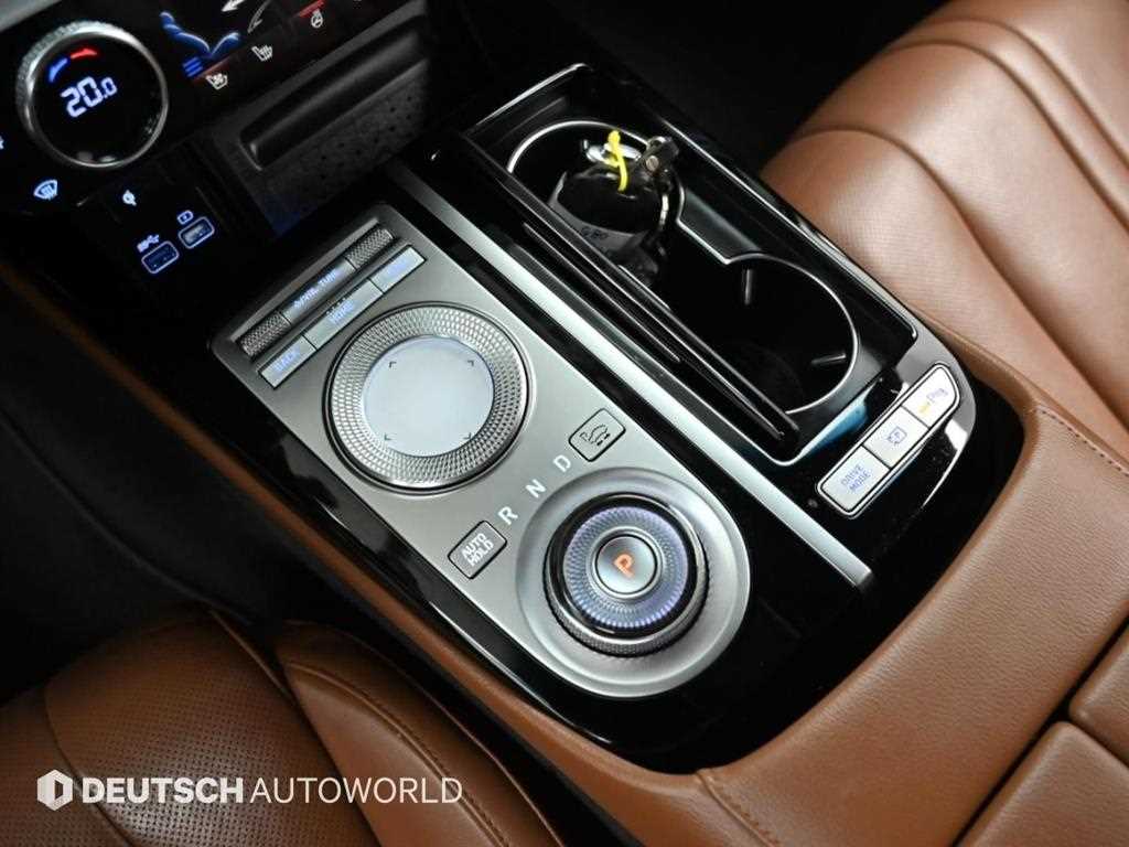 Genesis G80 — photo 09