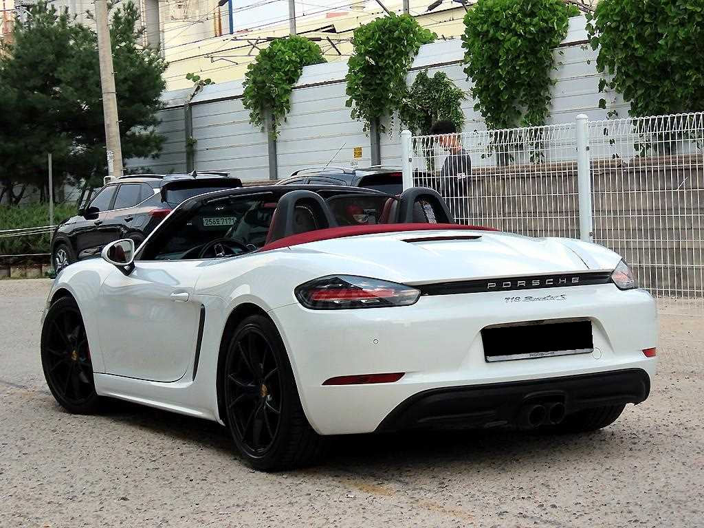 Porsche 718 — photo 07