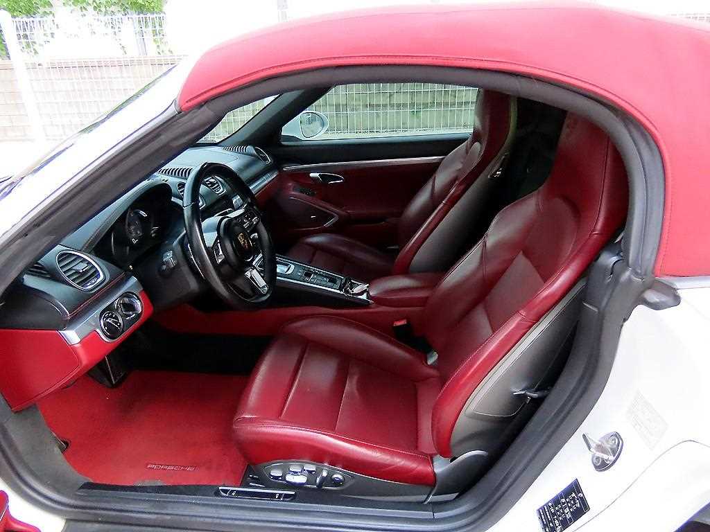 Porsche 718 — photo 09
