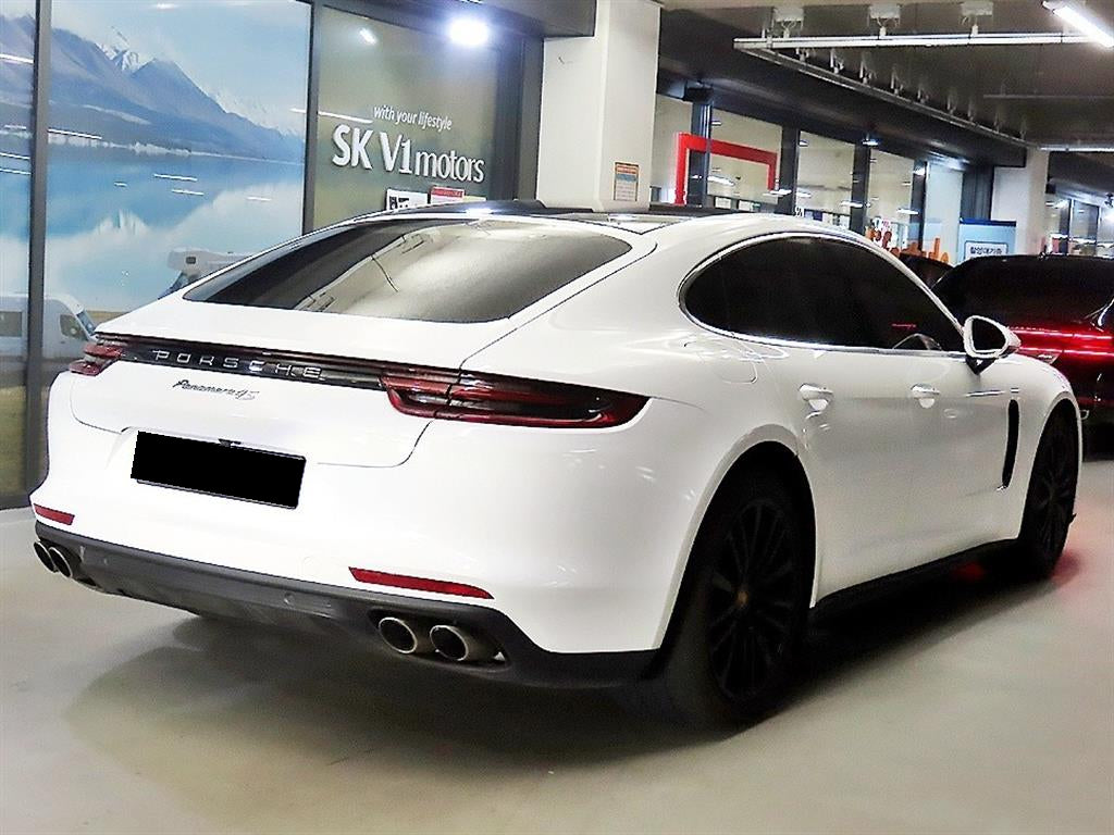 Porsche Panamera — photo 04