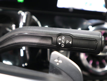 Mercedes-Benz EQA — photo 12