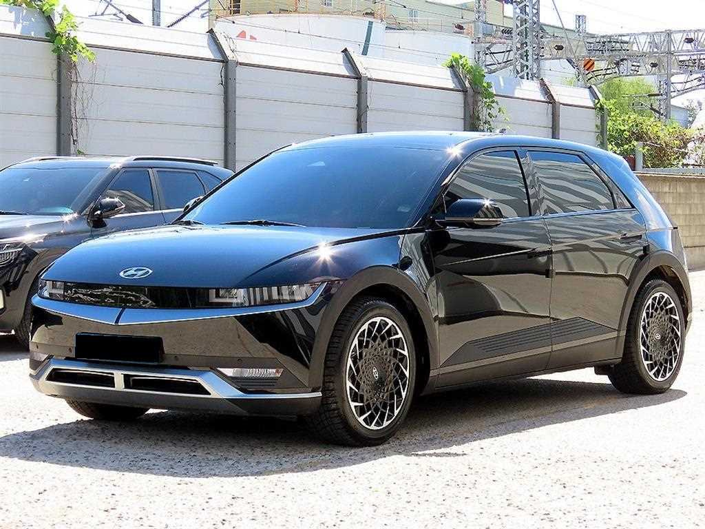 Hyundai Ioniq5 — photo 02