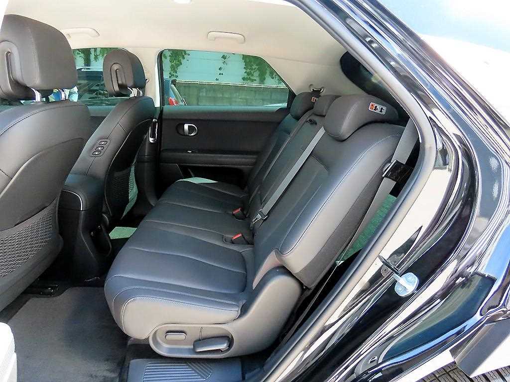 Hyundai Ioniq5 — photo 06