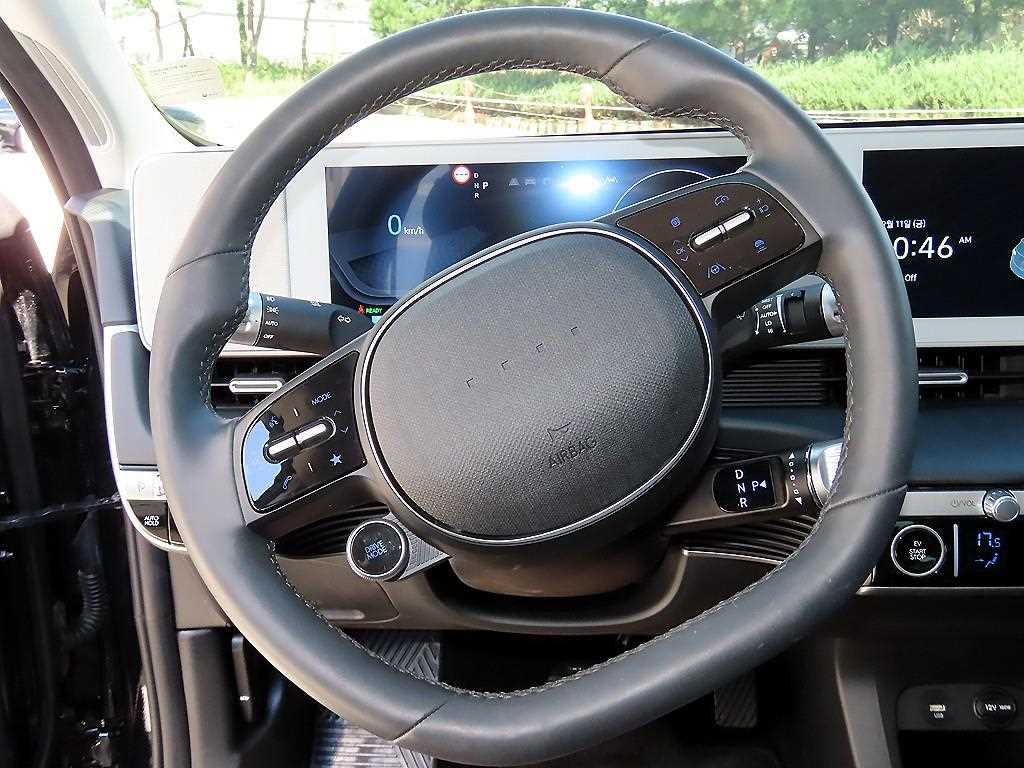 Hyundai Ioniq5 — photo 08
