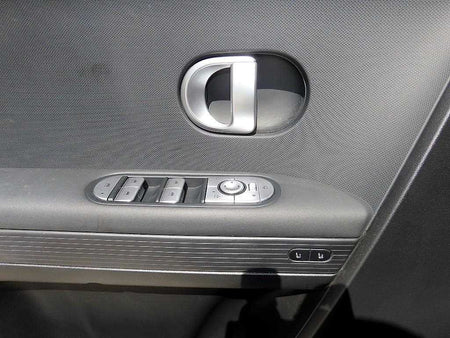 Hyundai Ioniq5 — photo 11